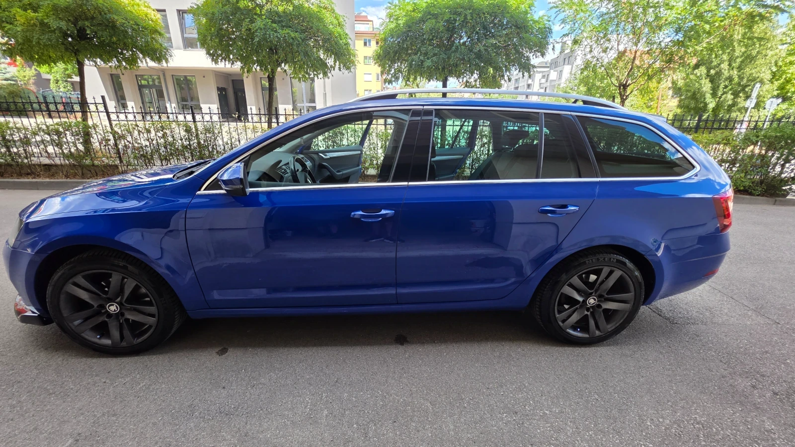 Skoda Octavia 150 HP* 2.0TDI DSG* 4?4* Laneassistant* MATRIX?AMB, снимка 5 - Автомобили и джипове - 55950772