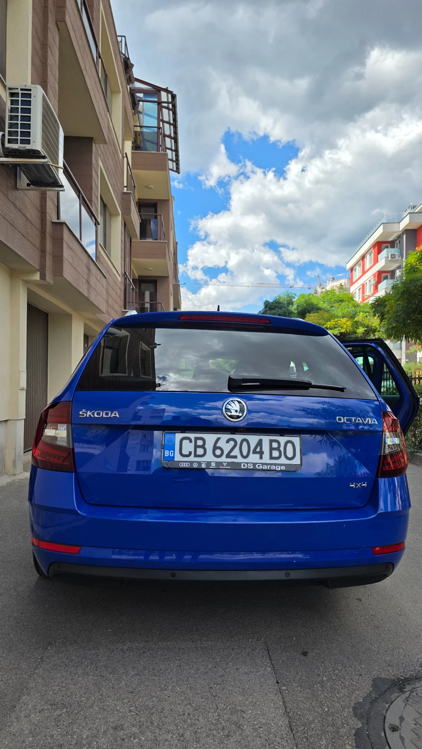 Skoda Octavia 150 HP* 2.0TDI DSG* 4?4* Laneassistant* MATRIX?AMB, снимка 13 - Автомобили и джипове - 55950772
