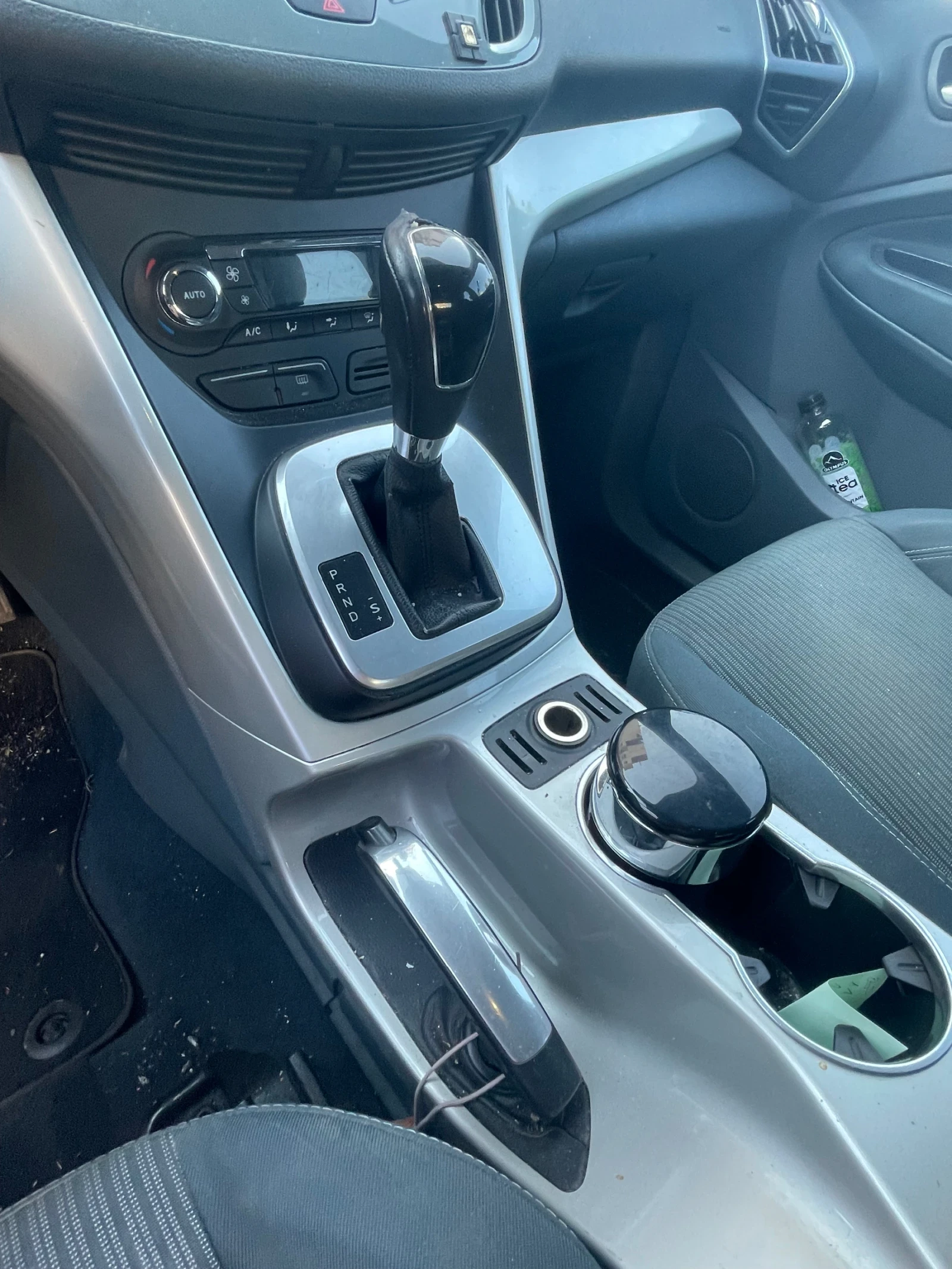 Ford Grand C-Max, снимка 10 - Автомобили и джипове - 55998937