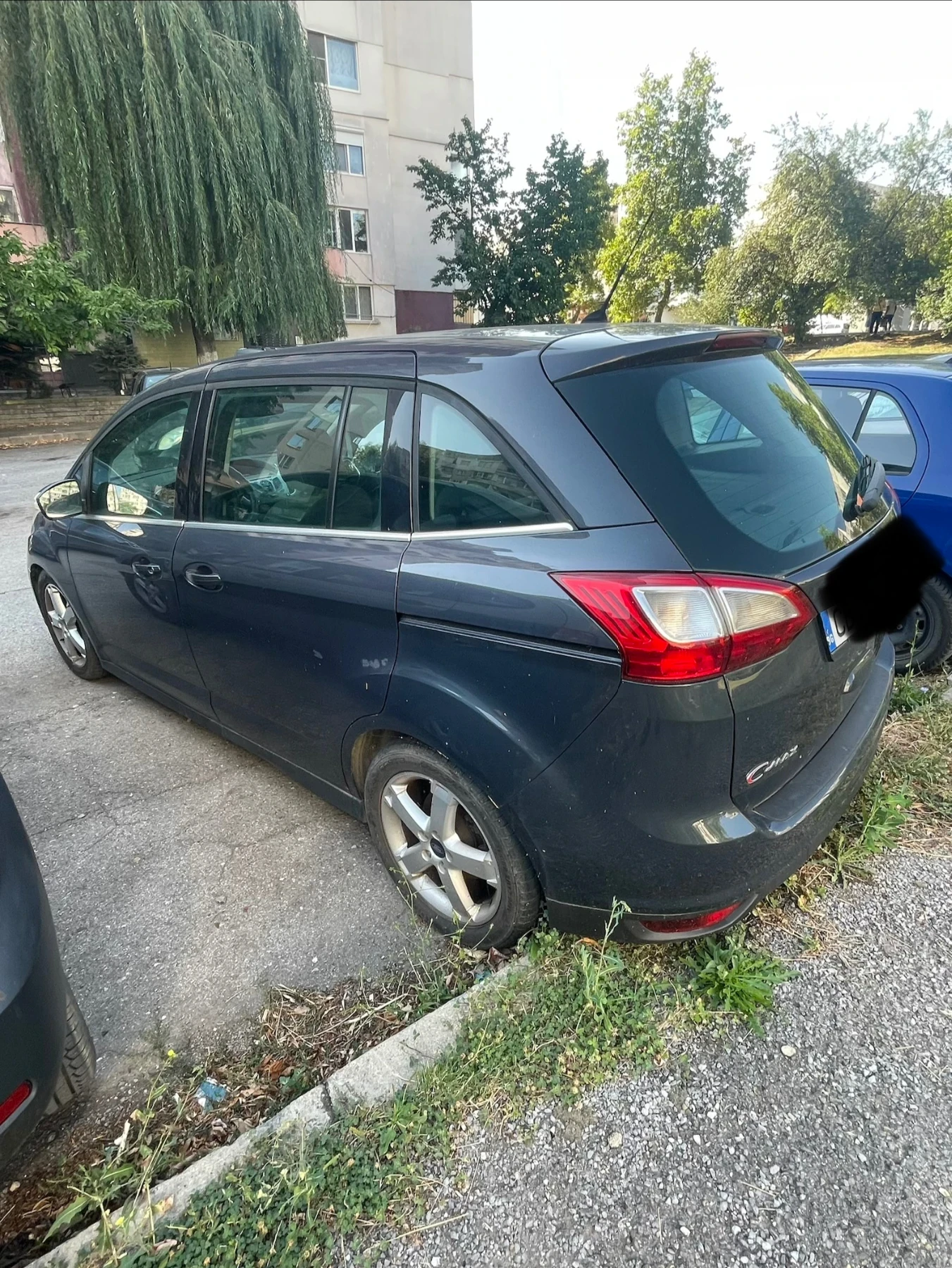 Ford Grand C-Max, снимка 3 - Автомобили и джипове - 55998937