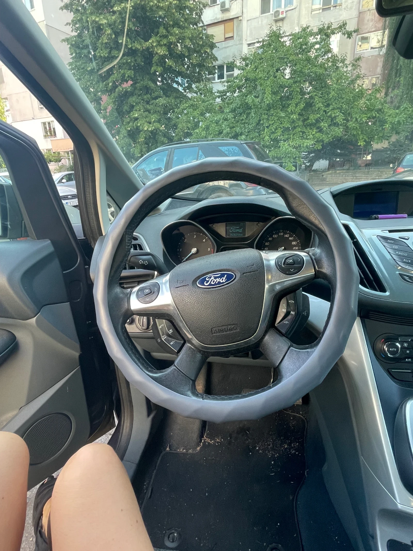 Ford Grand C-Max, снимка 5 - Автомобили и джипове - 55998937
