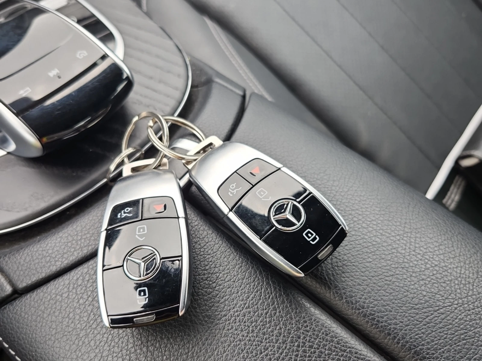 Mercedes-Benz E 300 AMG PKG, 360 CAM, MOON ROOF, BURMESTER, снимка 8 - Автомобили и джипове - 56076132