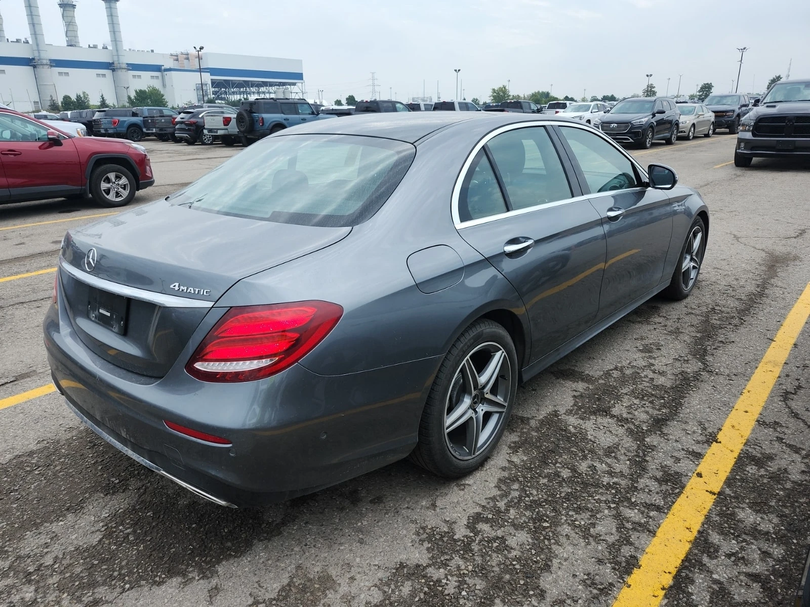 Mercedes-Benz E 300 AMG PKG, 360 CAM, MOON ROOF, BURMESTER, снимка 3 - Автомобили и джипове - 56076132