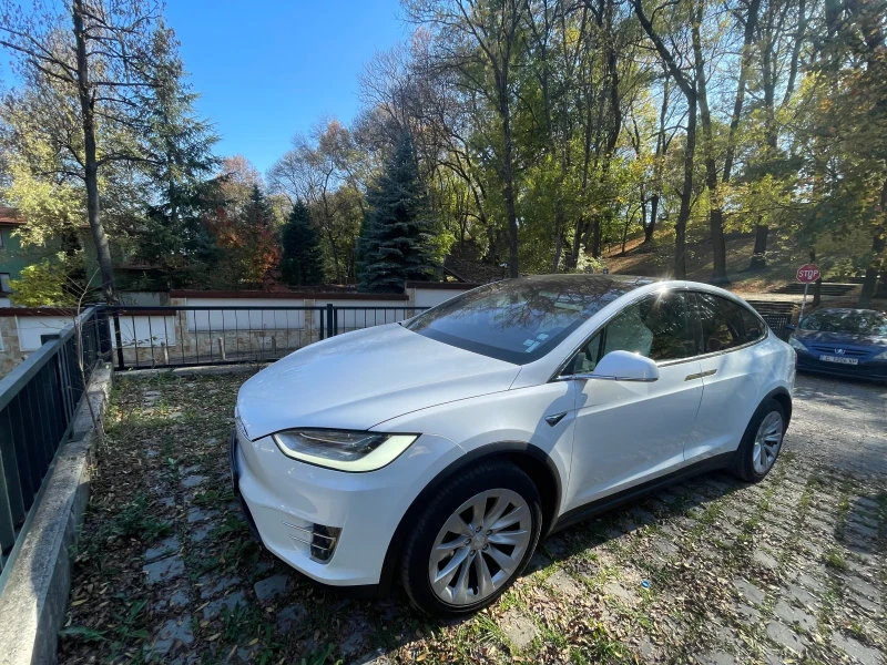 Tesla Model X 75 D, снимка 3 - Автомобили и джипове - 47643444