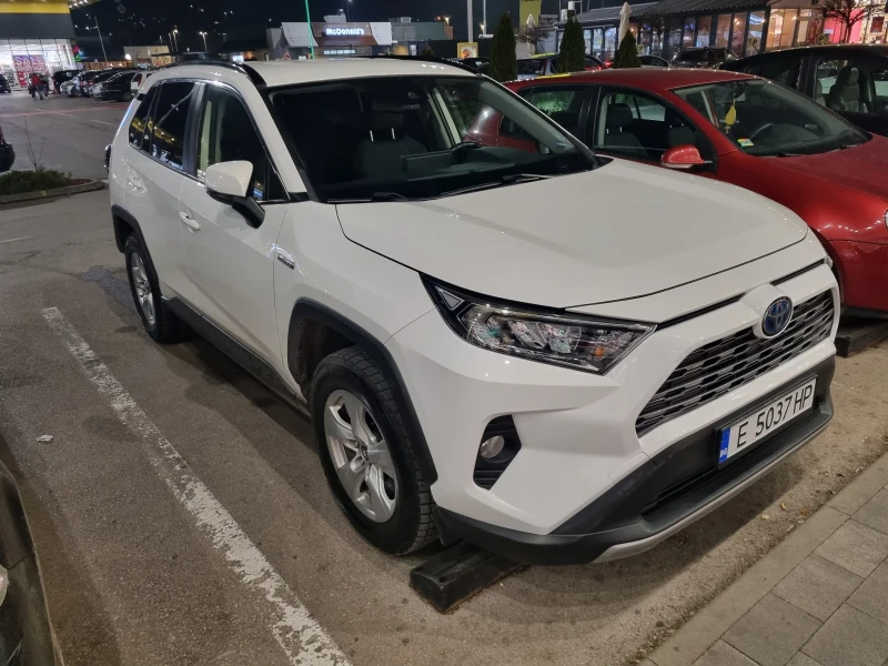 Toyota Rav4, снимка 8 - Автомобили и джипове - 48719375