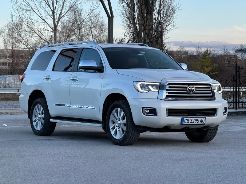 Toyota Sequoia 5.7V8 PLATINUM 4WD, снимка 4 - Автомобили и джипове - 49017381