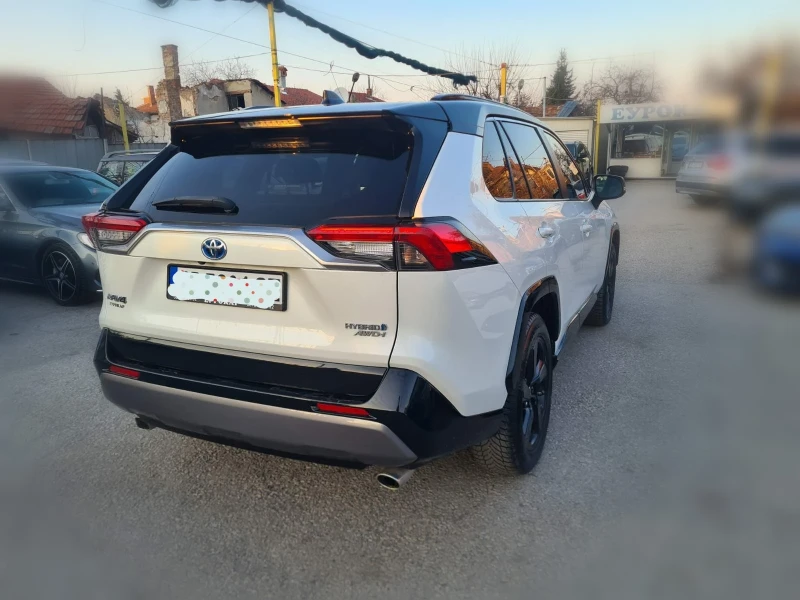 Toyota Rav4 AWD Hibrid 4x4 Панорамен покрив, снимка 4 - Автомобили и джипове - 49029529