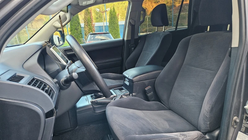Toyota Land cruiser 2.8D4d NAVIG/AVTOMAT/FACELIFT/KEYLESS, снимка 11 - Автомобили и джипове - 51755649