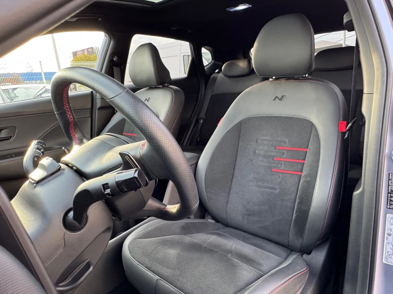 Hyundai Kona Premium N Line Sunroof, снимка 16 - Автомобили и джипове - 52134797
