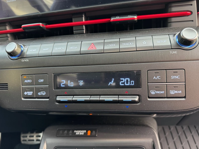 Hyundai Kona Premium N Line Sunroof, снимка 14 - Автомобили и джипове - 52134797