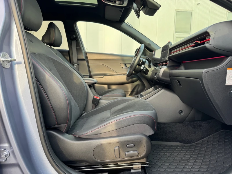 Hyundai Kona Premium N Line Sunroof, снимка 17 - Автомобили и джипове - 52134797