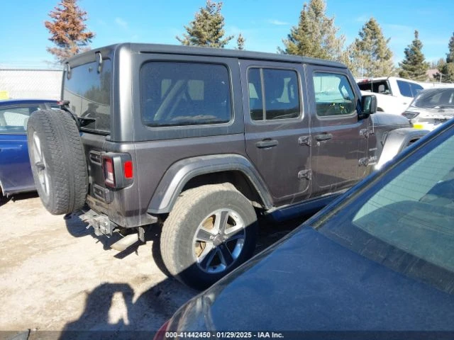 Jeep Wrangler * UNLIMITED SAHARA 4X4* CARFAX* , снимка 9 - Автомобили и джипове - 49344119