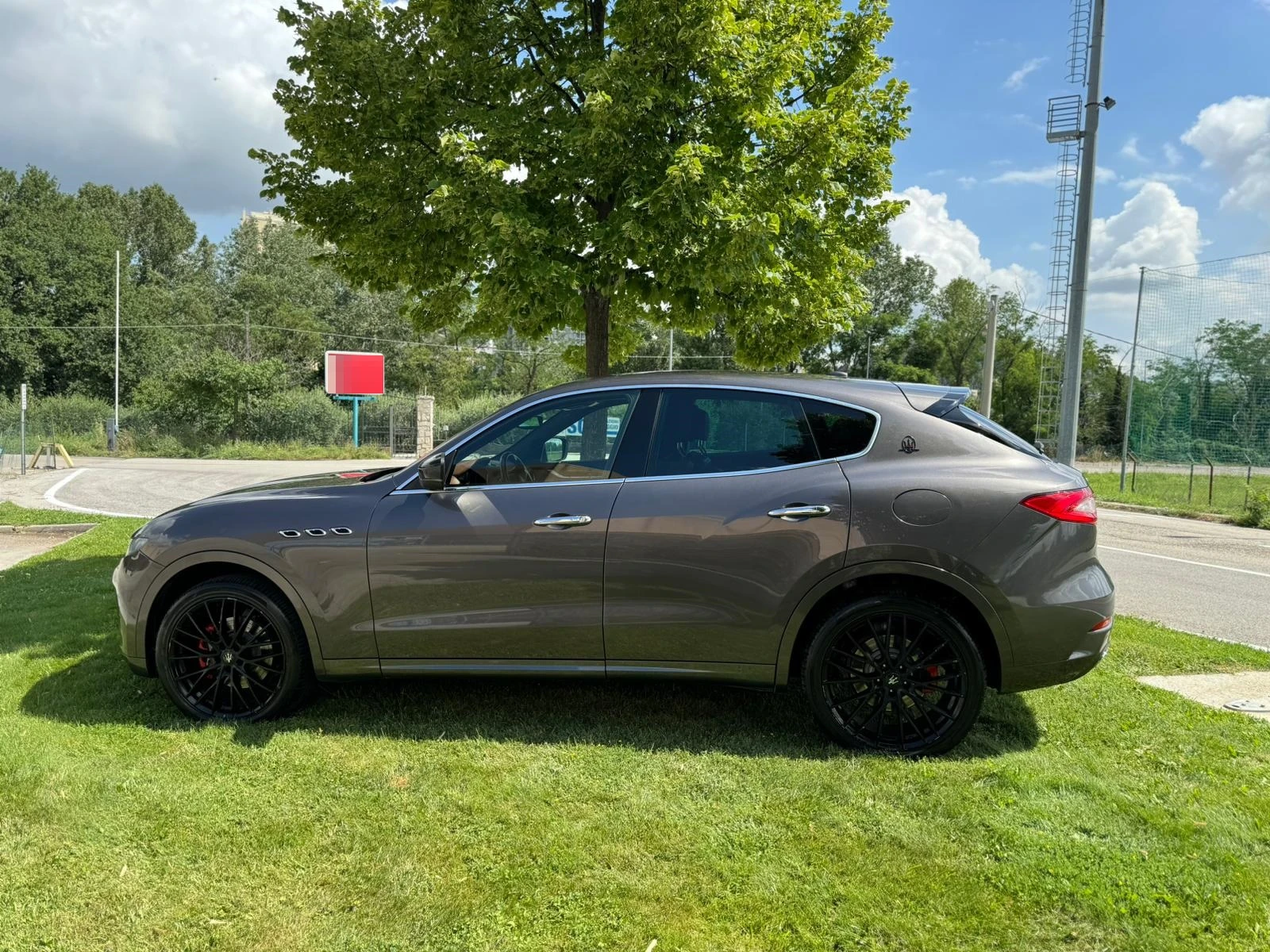 Maserati Levante 3.0d  - изображение 6