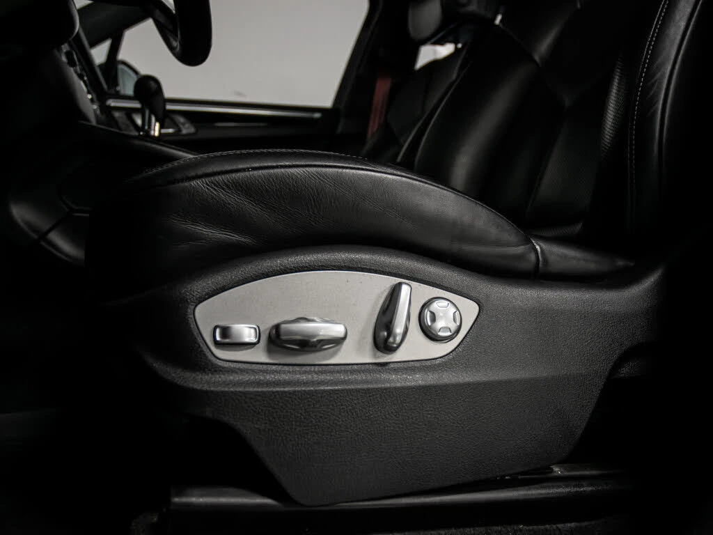 Porsche Macan * S AWD* АвтоКредит* (ЦЕНА ДО БГ)*  - изображение 10