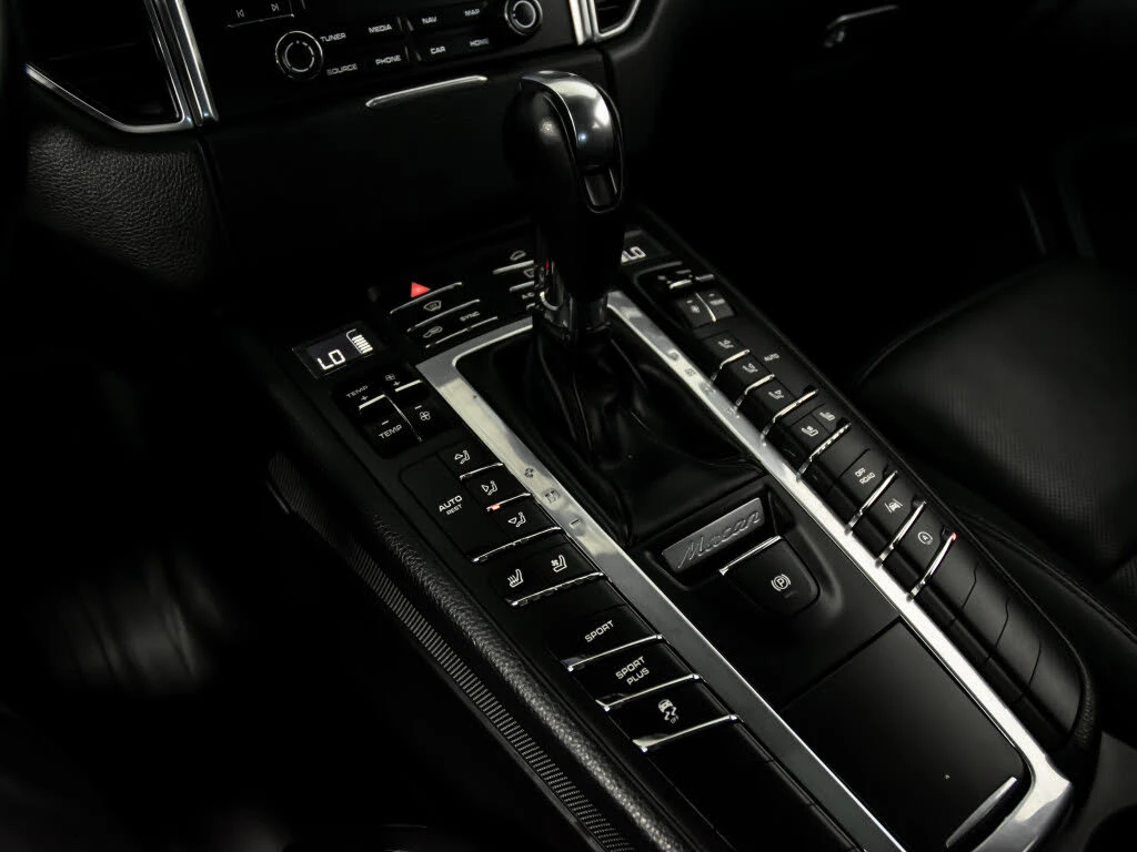 Porsche Macan * S AWD* АвтоКредит* (ЦЕНА ДО БГ)*  - изображение 8