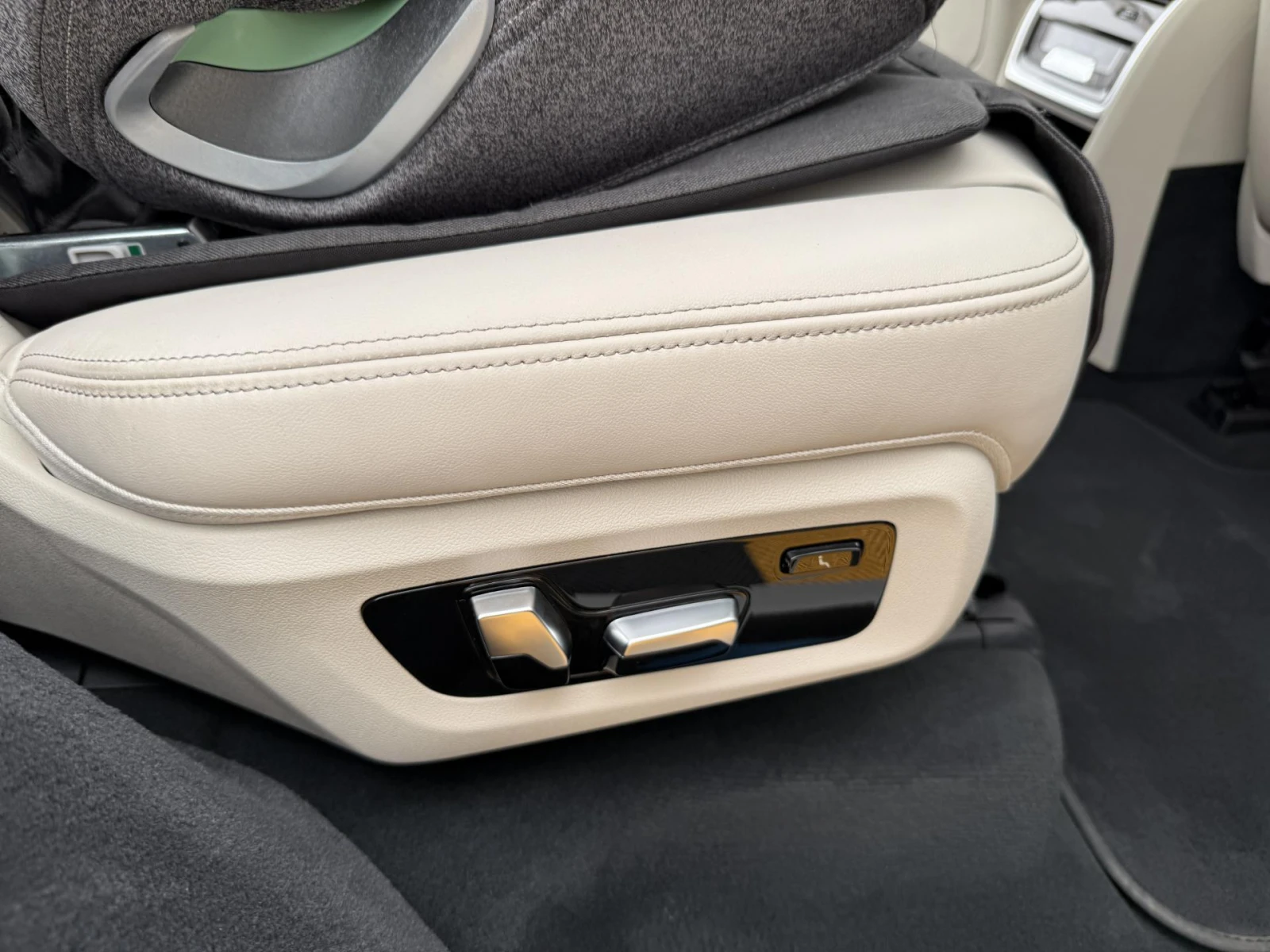 BMW X7 40d xDrive | Mobile.bg   12