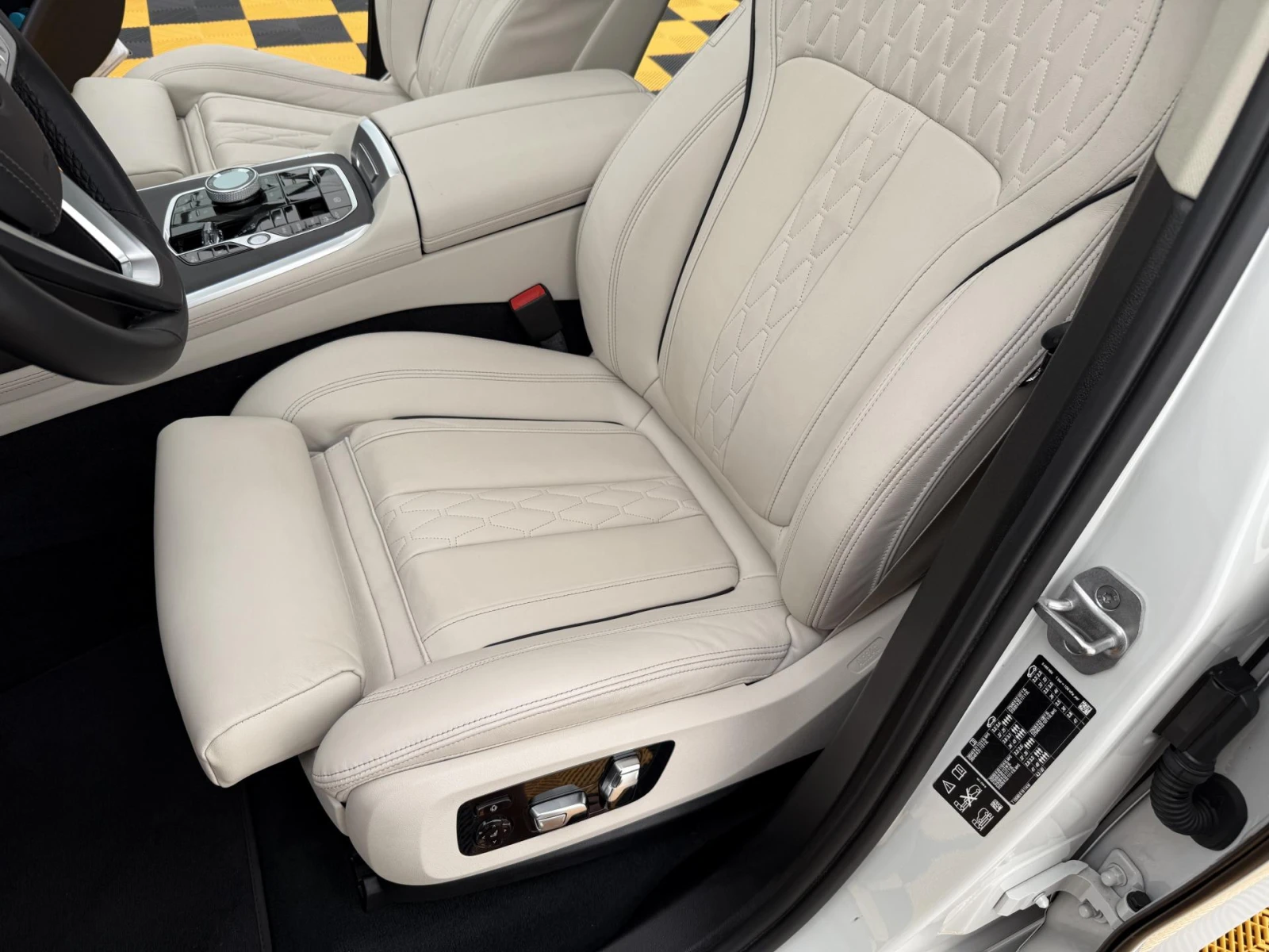 BMW X7 40d xDrive | Mobile.bg   6