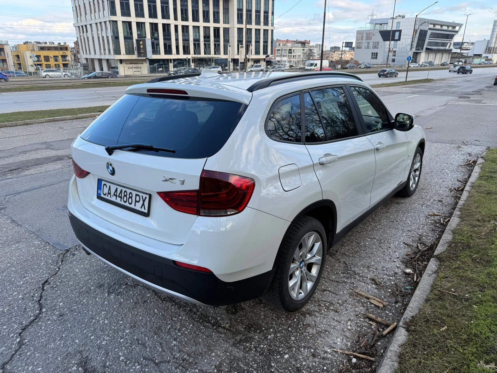 BMW X1  - изображение 7