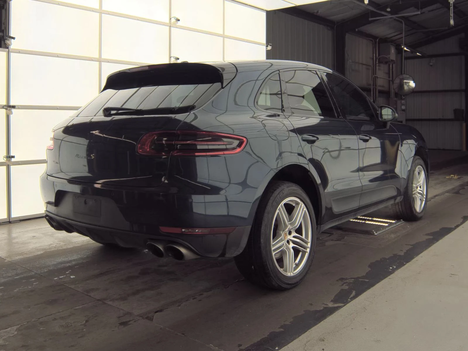 Porsche Macan S* PDK* ПОДГРЕВ* КАМЕРА* КЕЙЛЕС* LANE* ASSIST - изображение 2