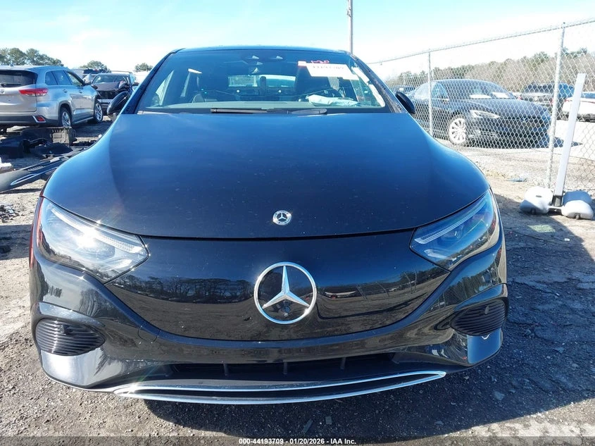 Mercedes-Benz EQE 350, снимка 13 - Автомобили и джипове - 54094722