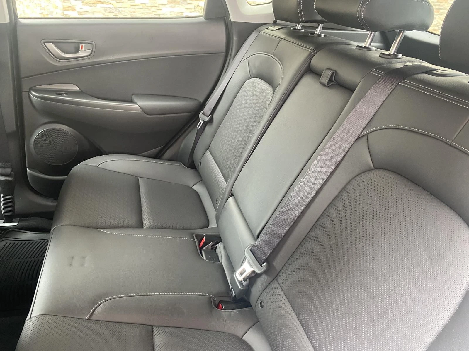 Hyundai Kona, снимка 11 - Автомобили и джипове - 54716091