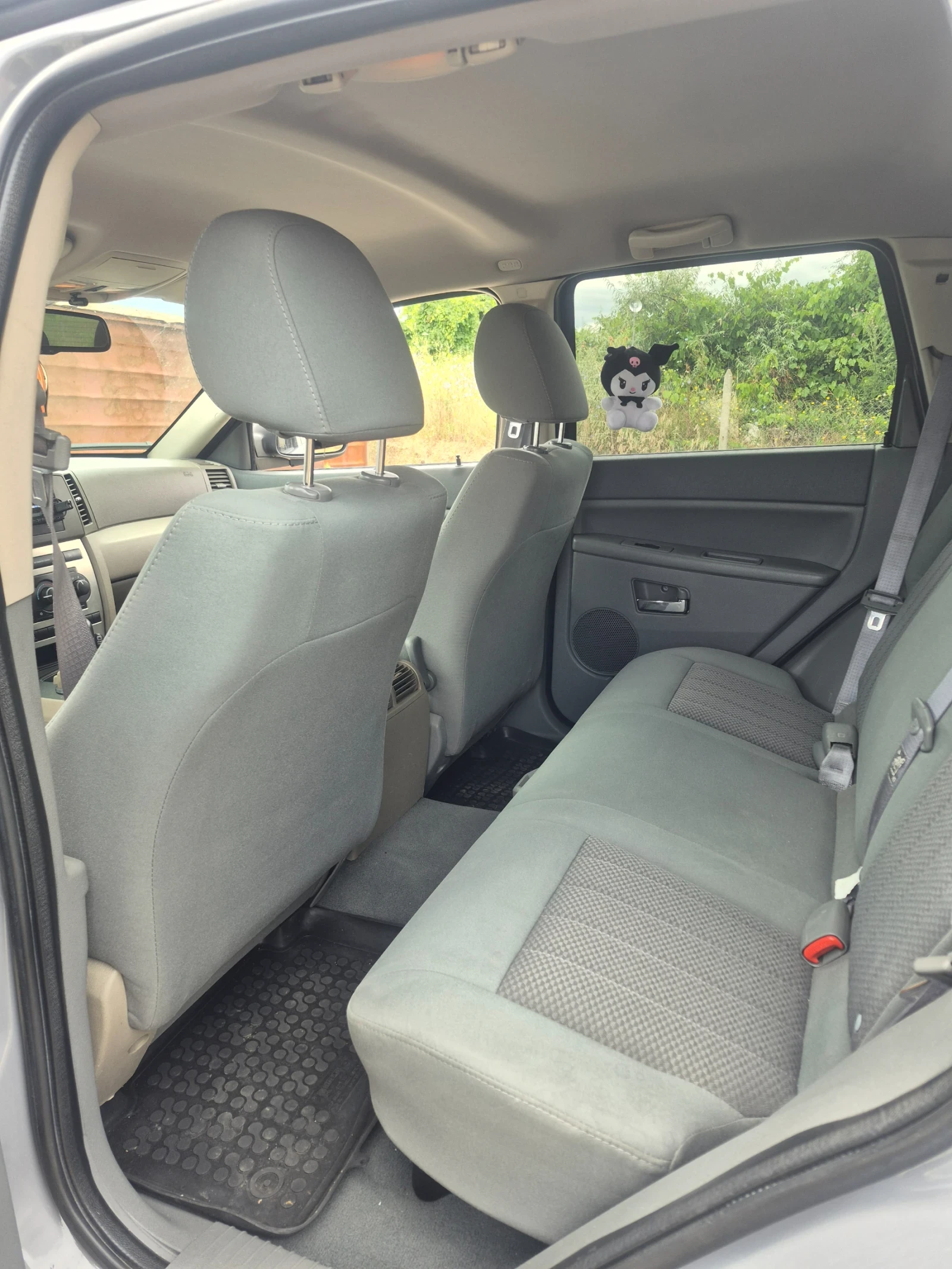 Jeep Grand cherokee 3.7, снимка 12 - Автомобили и джипове - 55219523