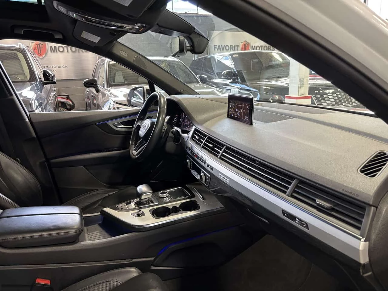 Audi Q7 * Technik| QUATTRO| S LINE| TIPTRONIC| 7PASS| CLUS, снимка 17 - Автомобили и джипове - 55347147