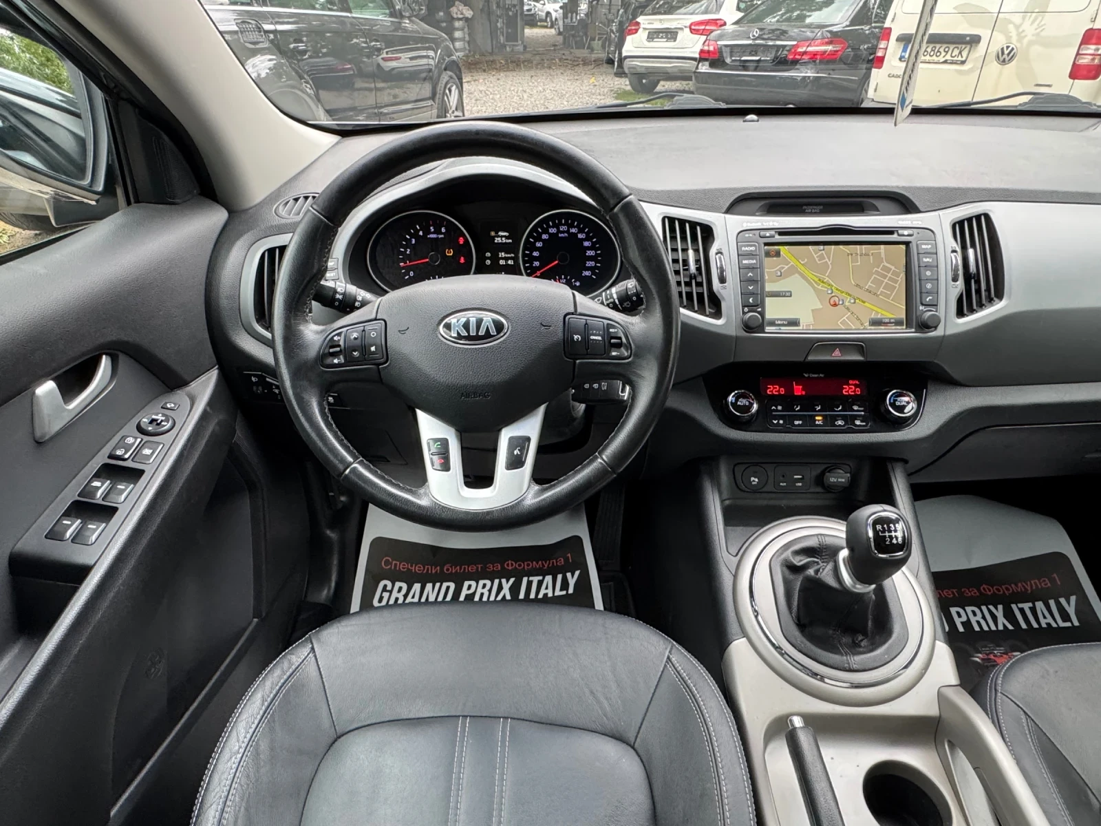 Kia Sportage Full Ekstri! Nova !, снимка 12 - Автомобили и джипове - 55397818