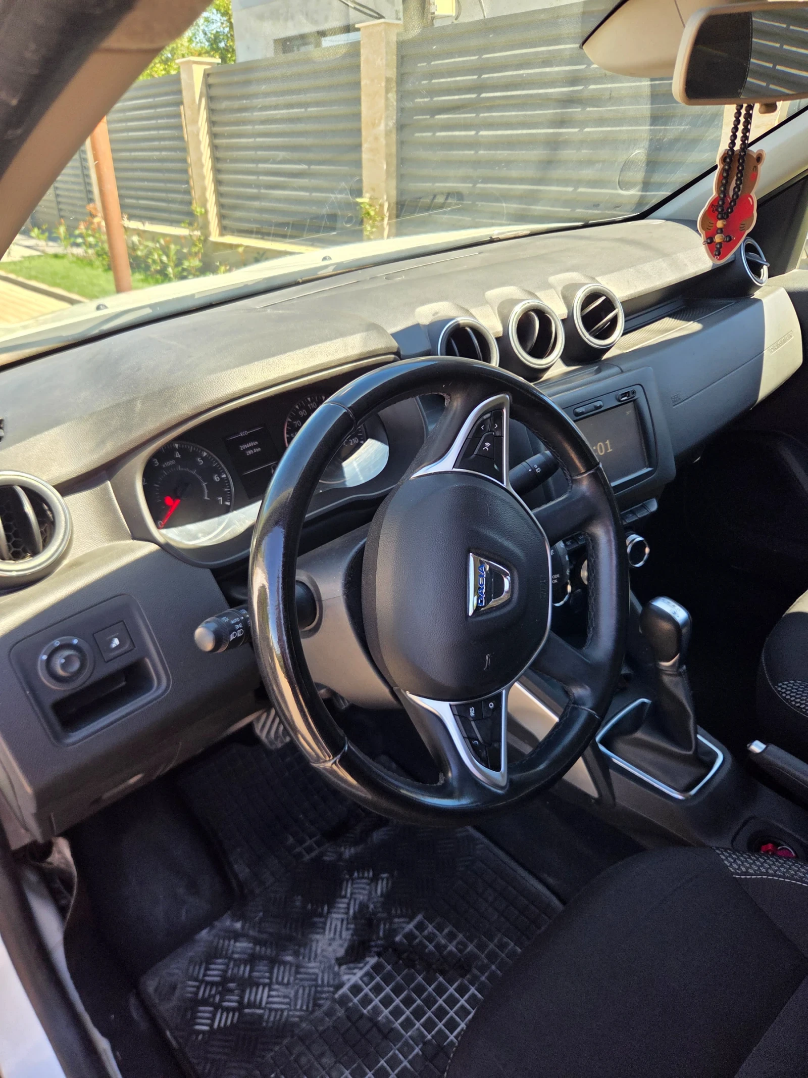 Dacia Duster, снимка 5 - Автомобили и джипове - 55751804