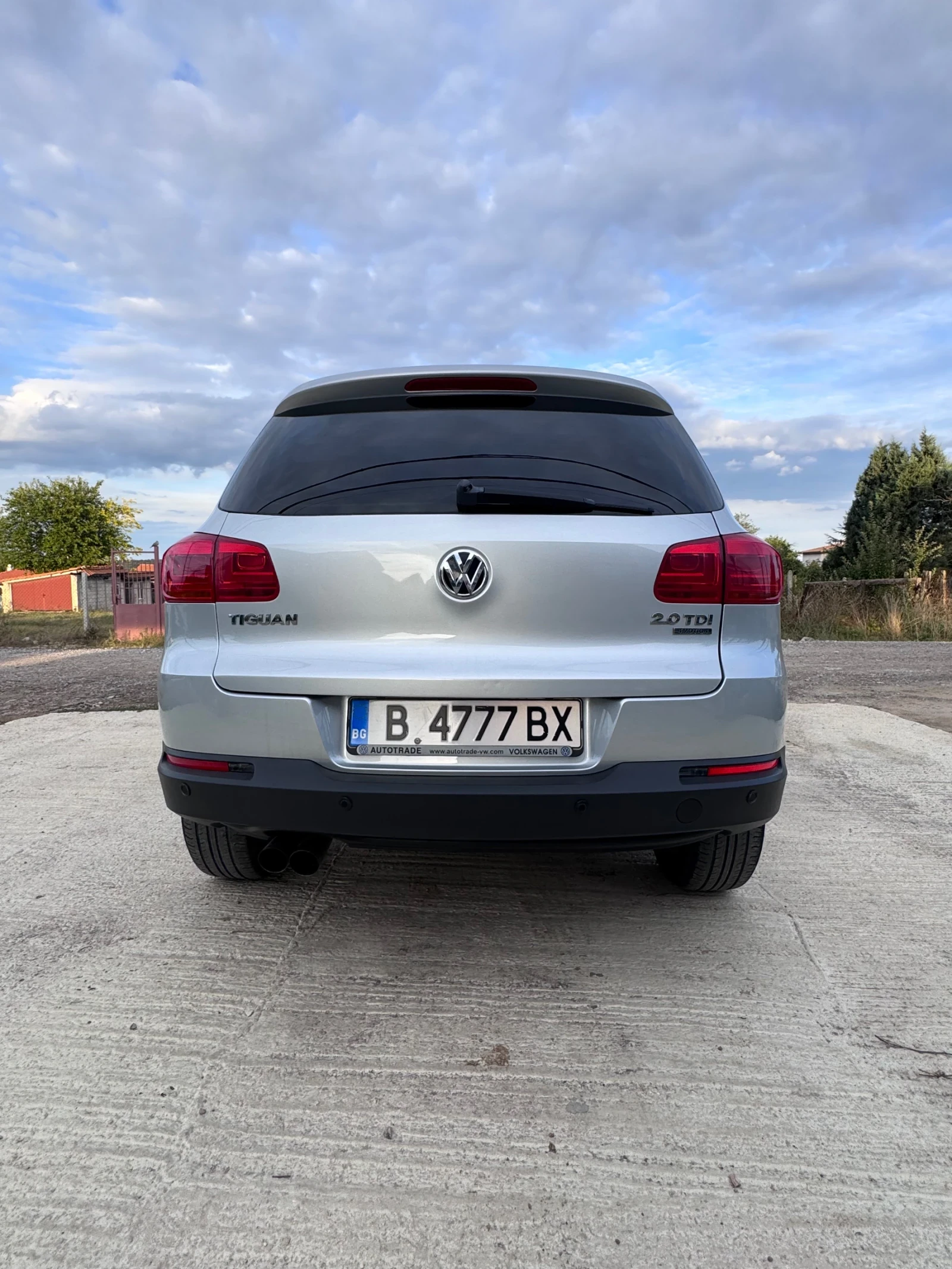 VW Tiguan, снимка 5 - Автомобили и джипове - 56087584