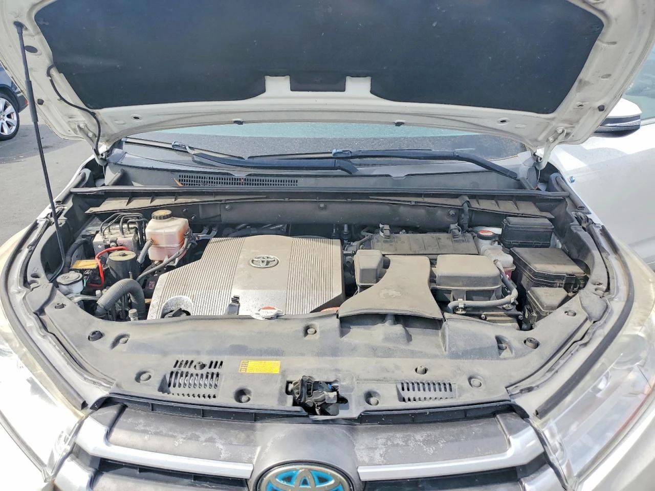 Toyota Highlander 3.5l Hybrid Le, снимка 12 - Автомобили и джипове - 56145287
