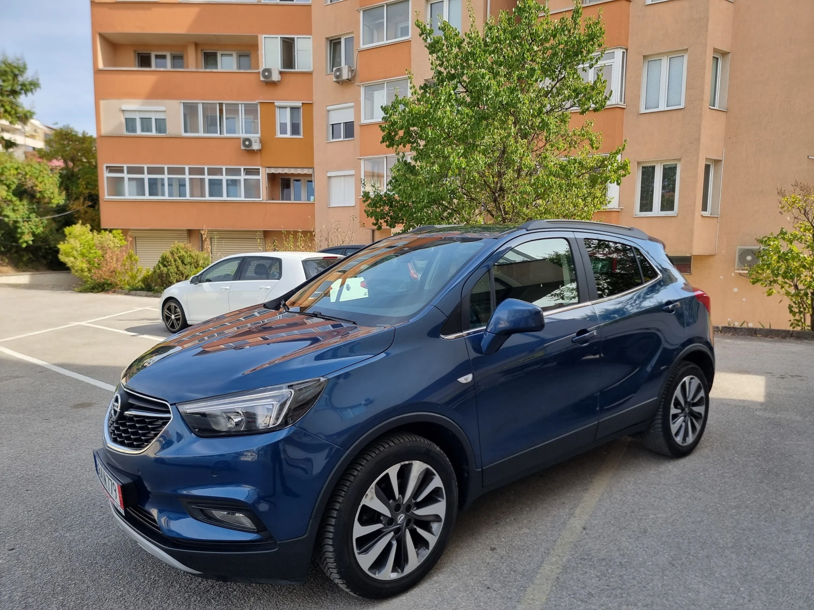 Opel Mokka 1.6cdti* NAVI* COSSMO , снимка 2 - Автомобили и джипове - 56412367