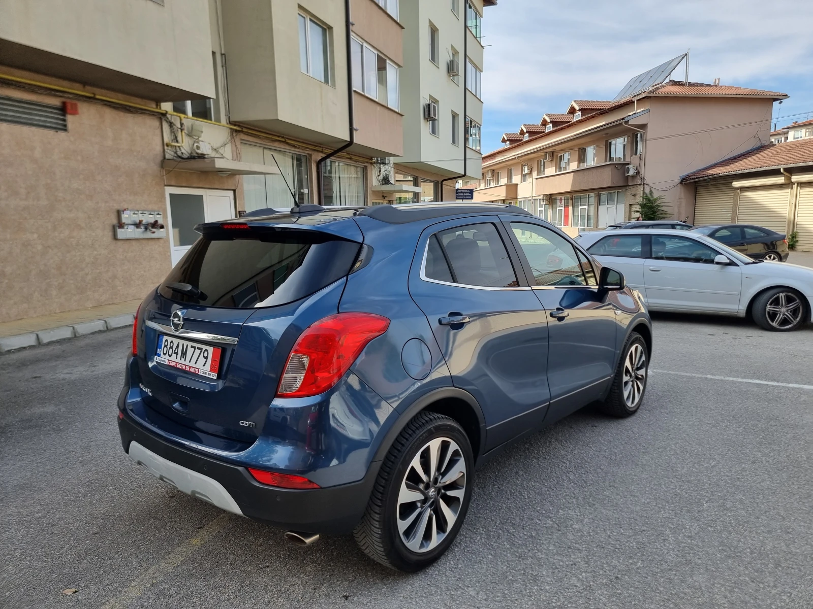 Opel Mokka 1.6cdti* NAVI* COSSMO , снимка 4 - Автомобили и джипове - 56412367