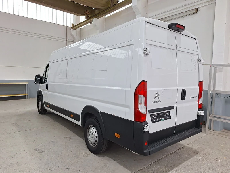 Citroen Jumper 2.2 BlueHDI 140 коня 35 L4H2 - изображение 4