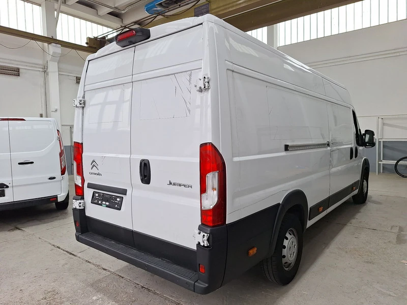 Citroen Jumper 2.2 BlueHDI 140 коня 35 L4H2 - изображение 3