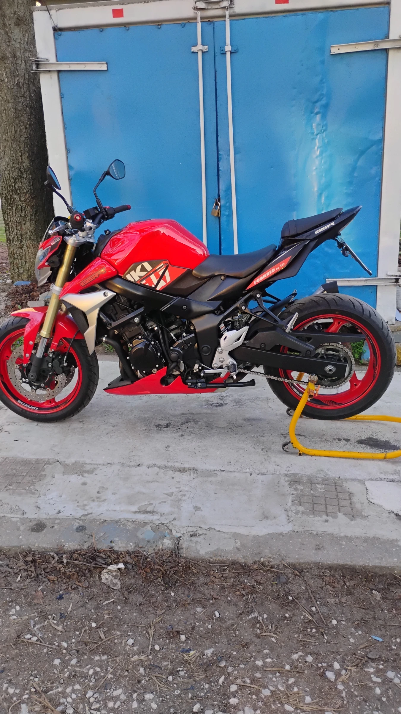 Suzuki Gsr  Gsr 750, снимка 9 - Мотоциклети и мототехника - 54014138