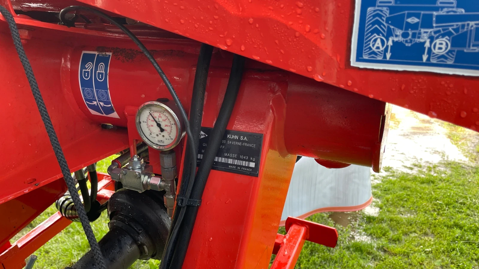 Сенокосачка Друга марка KUHN GMD 4010 LIFT KONTROL, снимка 9 - Селскостопанска техника - 54805924