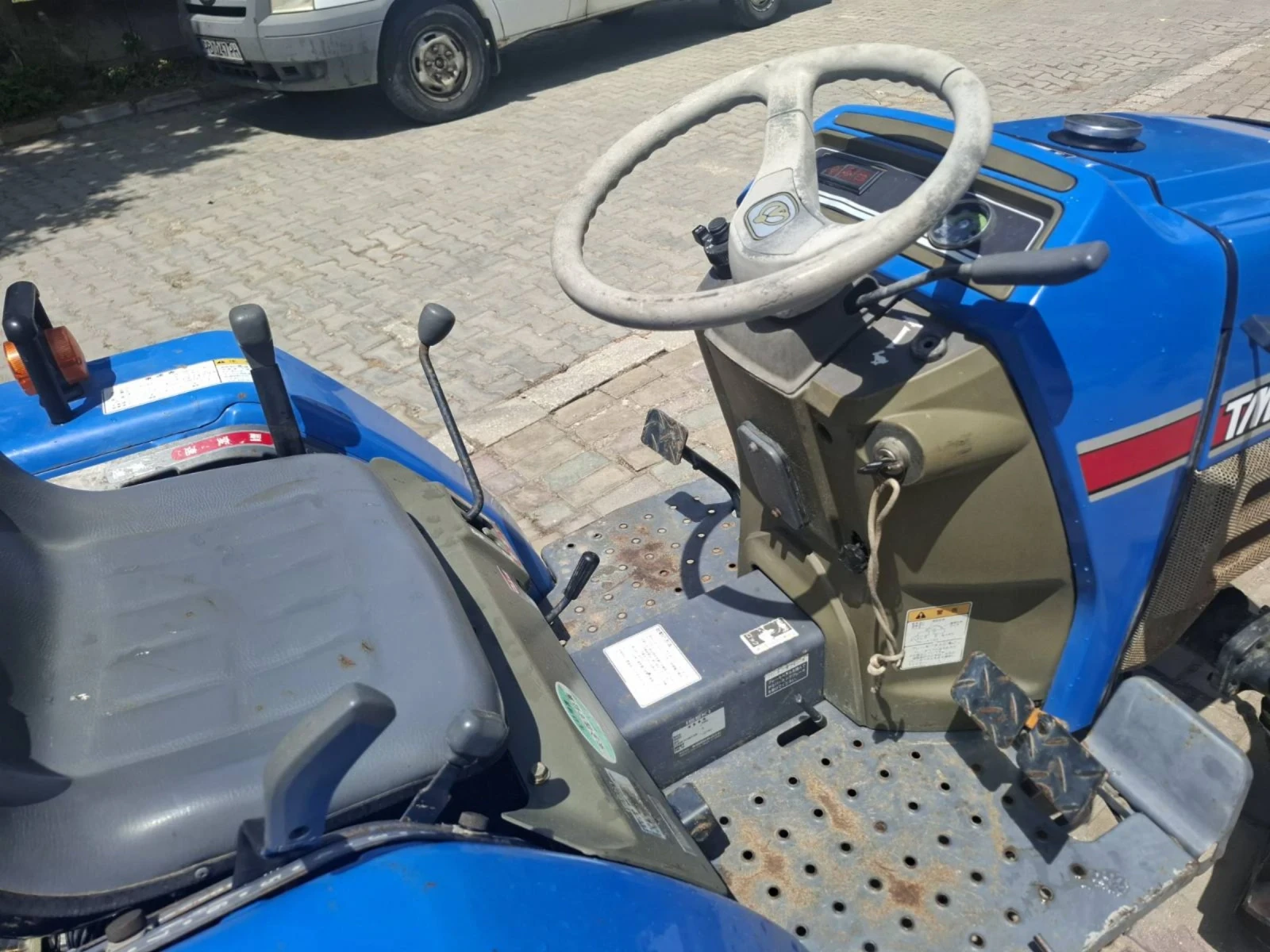 Трактор ISEKI ТМ 15, снимка 3 - Селскостопанска техника - 55278033