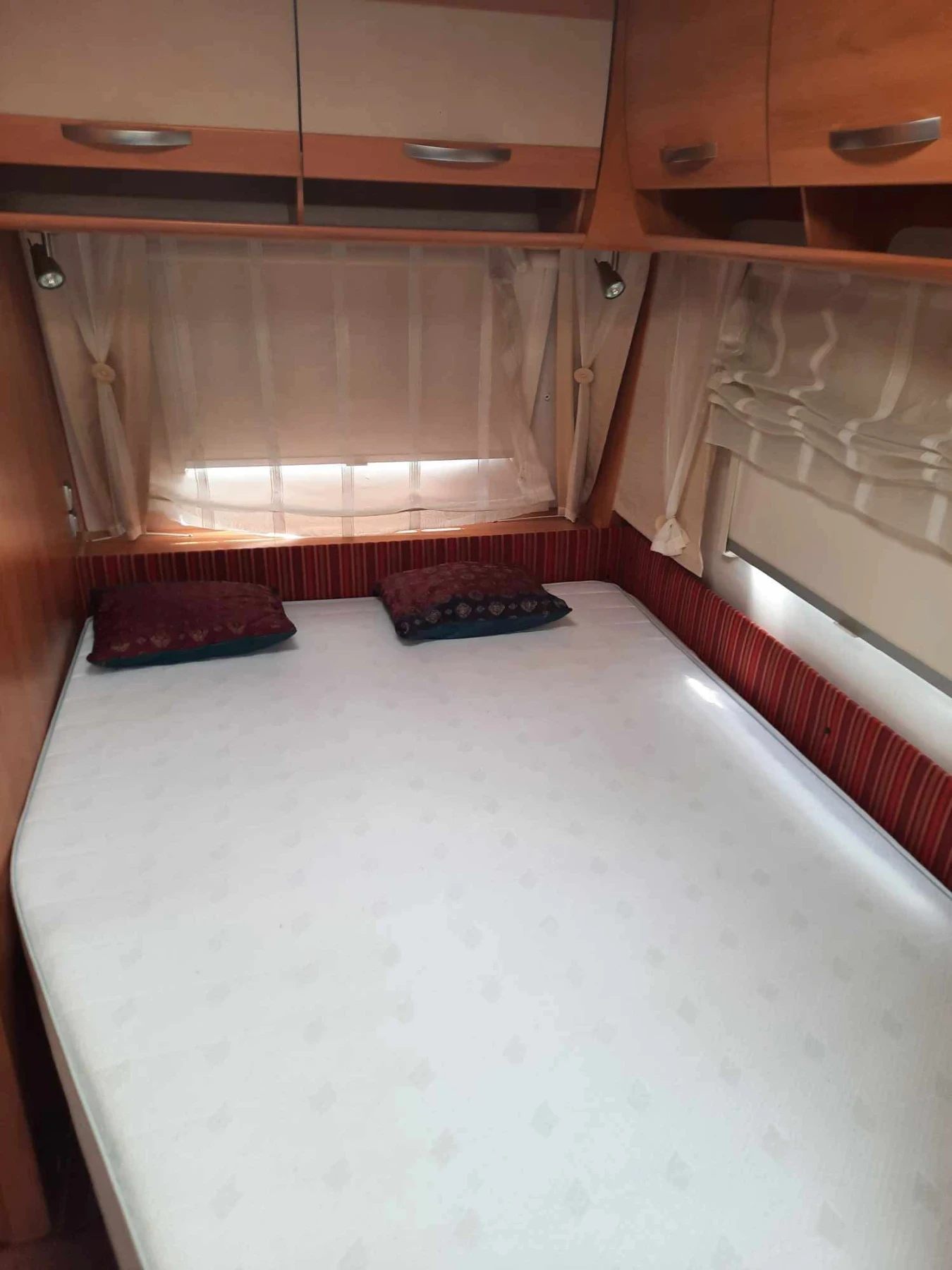 Каравана HYMER / ERIBA Nova 435 - изображение 7