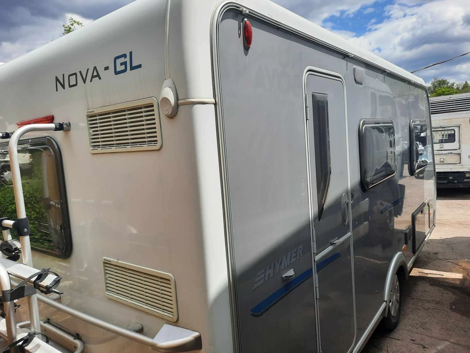 Каравана HYMER / ERIBA Nova 435 - изображение 4