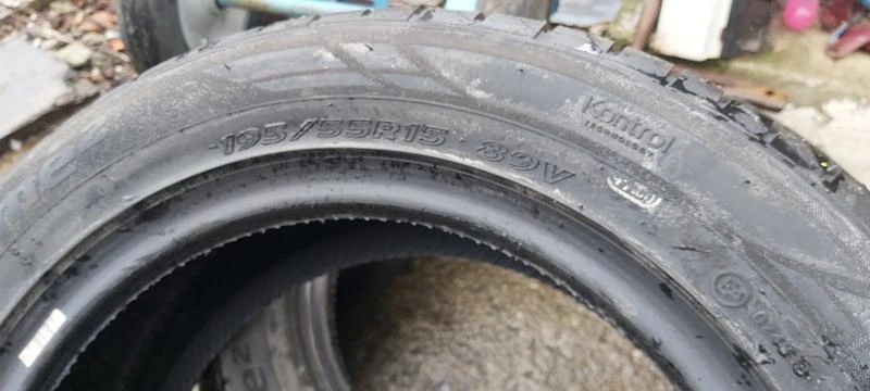 Гуми Летни 195/55R15, снимка 8 - Гуми и джанти - 32788183