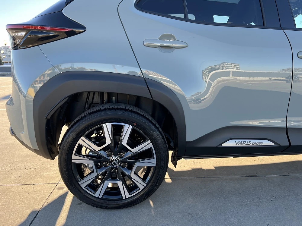  215/50R18 | Mobile.bg   4