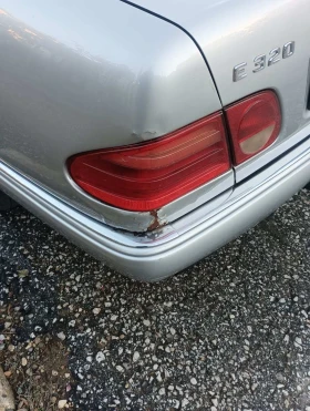 Mercedes-Benz E 320 4MATIC, снимка 7