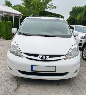 Toyota Sienna, снимка 2