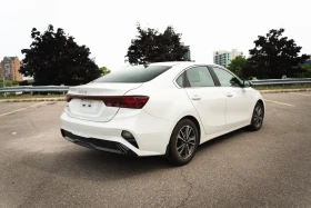 Kia Forte * АВТО КРЕДИТ* ЦЕНА ДО БГ * Сервизна история *  - 32999 лв. / 16872.12 € - 53695073 3