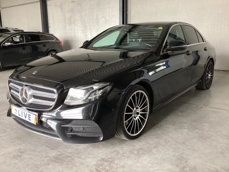 Mercedes-Benz E 220 AMG Line, снимка 1 - Автомобили и джипове - 46480596