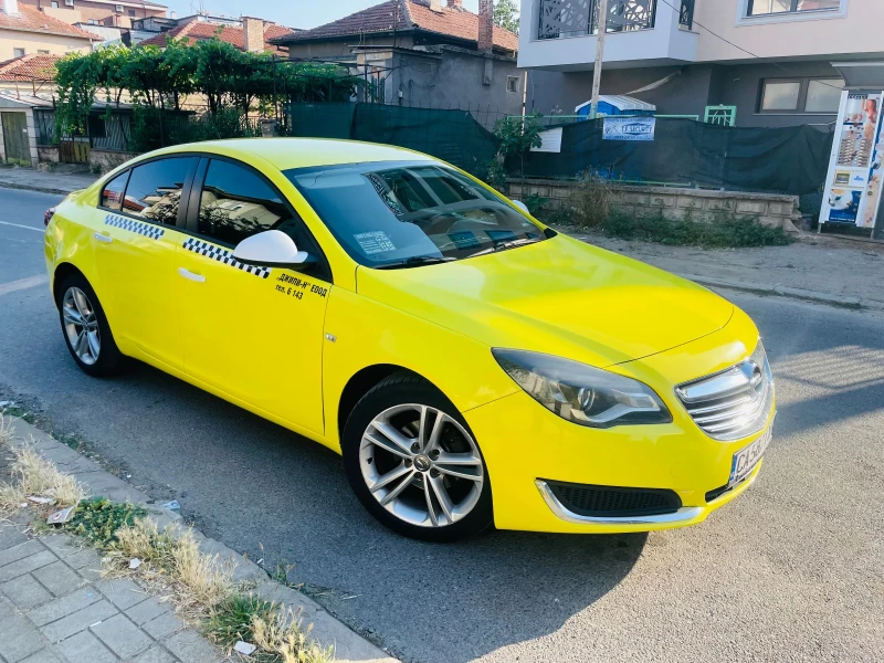 Opel Insignia, снимка 2 - Автомобили и джипове - 47444047