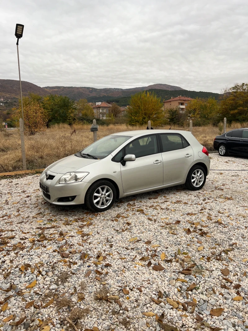 Toyota Auris 2.0 D4D 126 ps, снимка 10 - Автомобили и джипове - 47890876