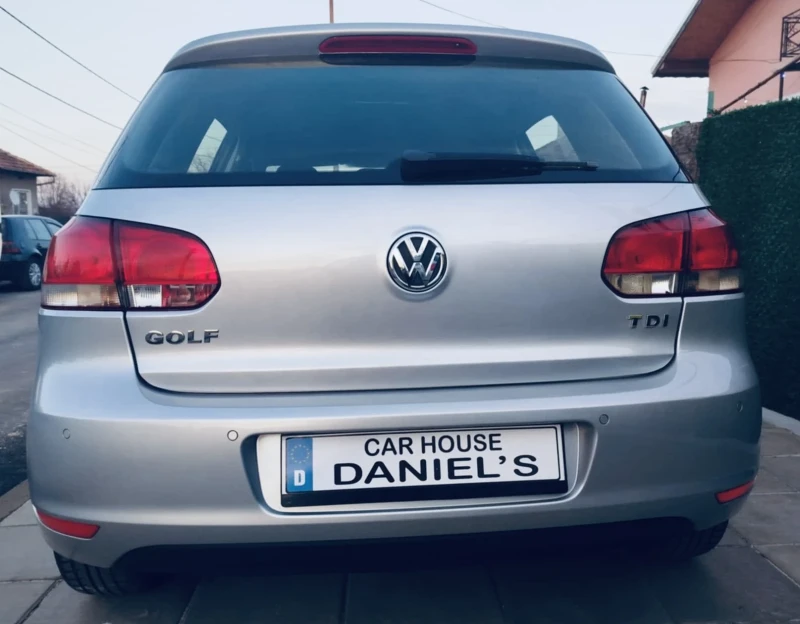 VW Golf 1.6 TDI 105кс, снимка 6 - Автомобили и джипове - 47950331