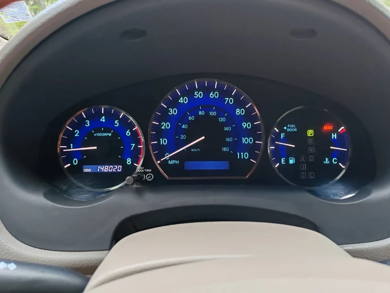 Toyota Sienna, снимка 7 - Автомобили и джипове - 48347930